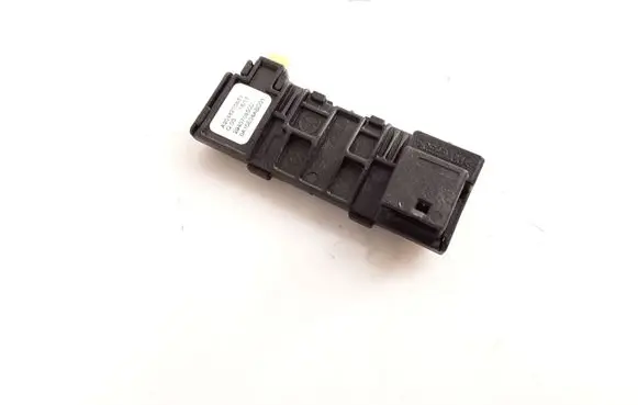 Mercedes-Benz C W204 Outside/exterior temperature sensor A2048210851