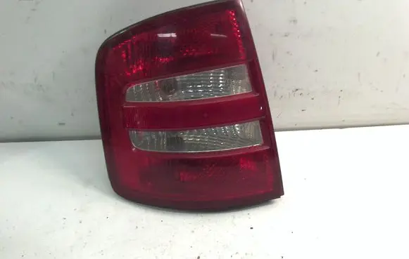 Skoda Fabia Mk1 (6Y) Rear/tail lights 6Y9945095B