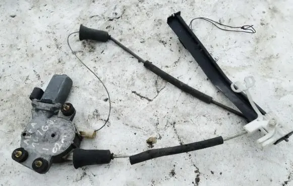 Alfa Romeo 147 Rear door window regulator motor