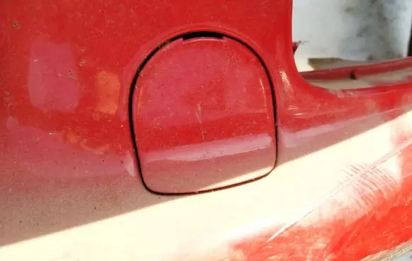 Nissan Almera N16 Front tow hook cap/cover
