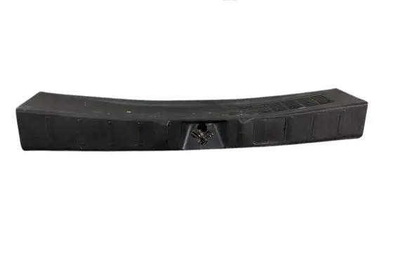 Trunk/boot sill cover protection