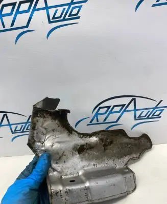 Mercedes-Benz GLC X253 C253 Heat shield in engine bay A2781420820 012Q01