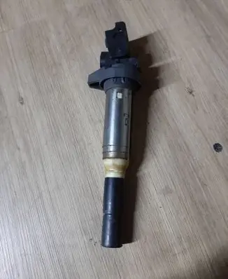 BMW M5 F90 High voltage ignition coil 8611236