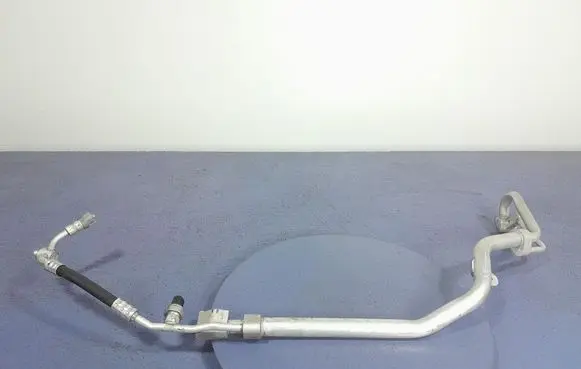 Air conditioning (A/C) pipe/hose
