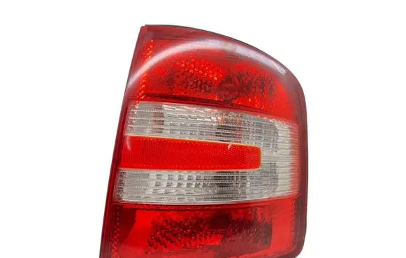 Skoda Fabia Mk1 (6Y) Rear/tail lights 6Y9945096E 6Y9945112B 6Y9945112D