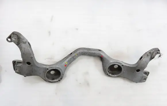 Porsche Cayenne (9PA) Engine mounting bracket 94837530903