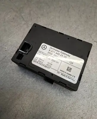 Mercedes-Benz E W211 Gateway control module A2114452500 A2115403545 410213008017