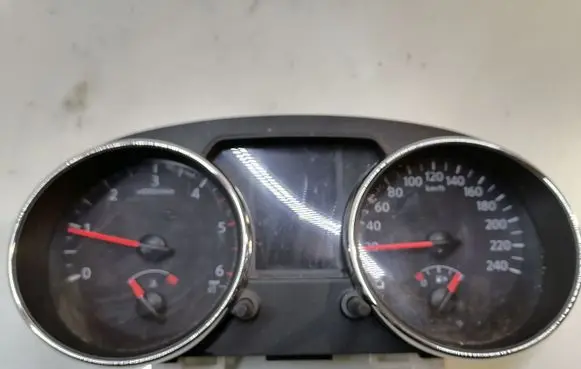 Nissan Qashqai+2 Speedometer (instrument cluster) VPAASF10849LCE