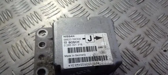 Nissan Almera N16 Airbag control unit/module 988205m304 0285001319