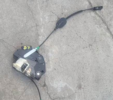 Ford Fiesta Rear door lock 40744133 130131 8A6AA26412AJ