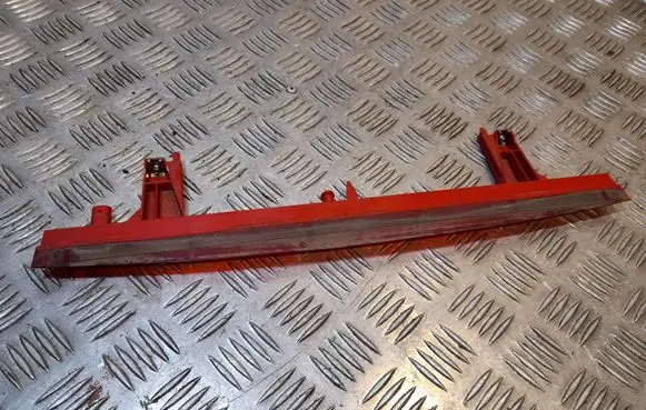 Audi Q7 4M Third/center stoplight 4M0945097