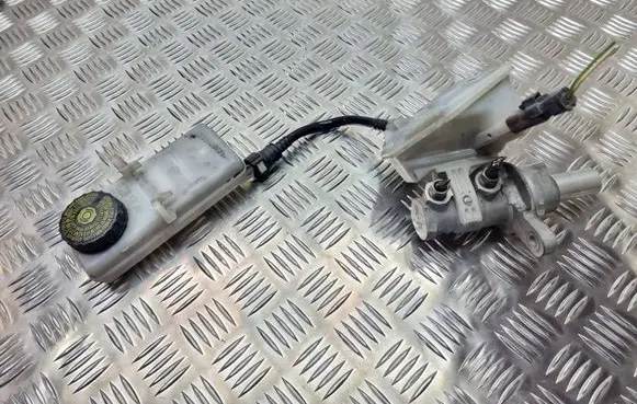 Citroen C4 I Master brake cylinder 0204254242