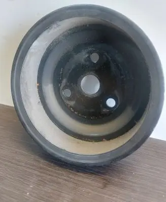Opel Astra J Water pump pulley 55565243