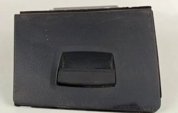 BMW 5 F10 F11 Glove box 9166696 112420