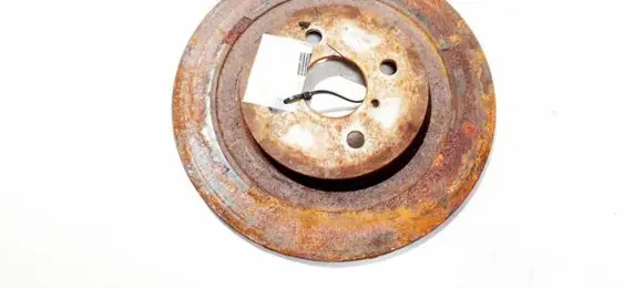 Toyota Yaris Front brake disc neventiliuojamas