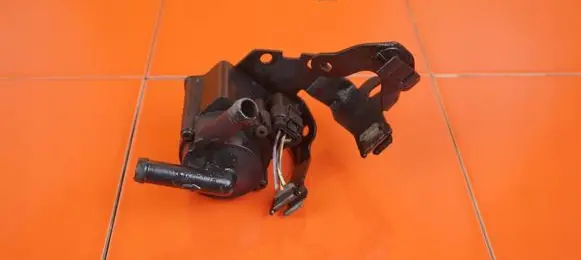 Mini One - Cooper Clubman R55 Water pump V763036880 N14B16A