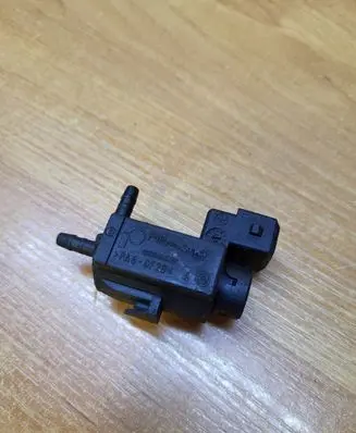 Volvo XC90 Turbo solenoid valve 30611668 07T234 72224010