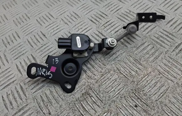 Toyota Auris 150 Headlight/headlamp level sensor 8940712040 5A0812