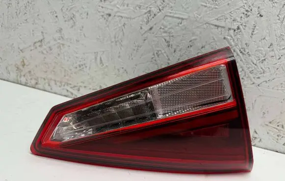 Seat Arona Tailgate rear/tail lights 6F9945307D RE2895000001 RE28950000