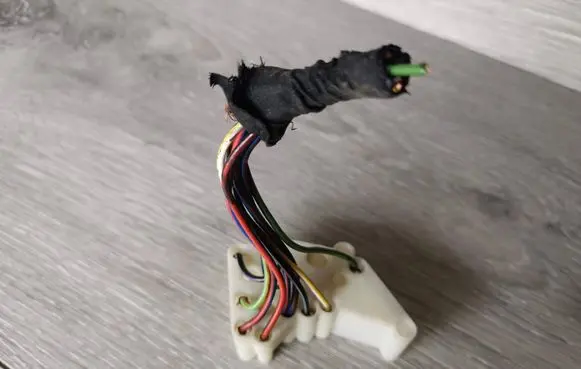 Audi 100 S4 C4 Ignition lock contact 