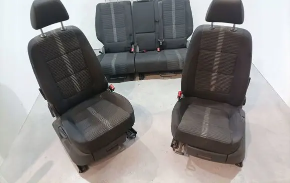 Volkswagen Tiguan Seat set 