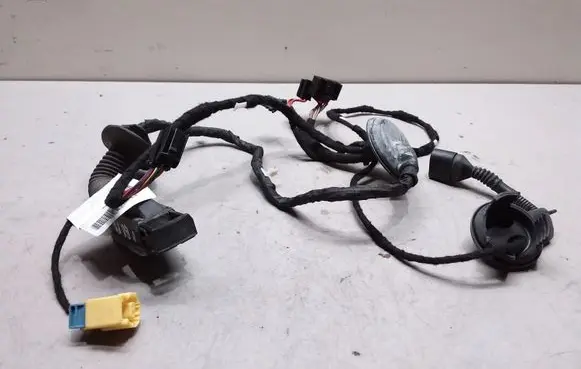 Audi A4 S4 B8 8K Front door wiring loom 8K0971030