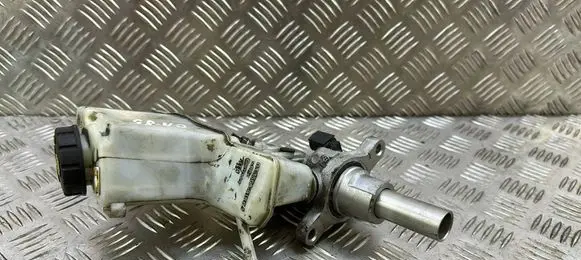 Skoda Superb B8 (3V) Master brake cylinder 5Q2611301H