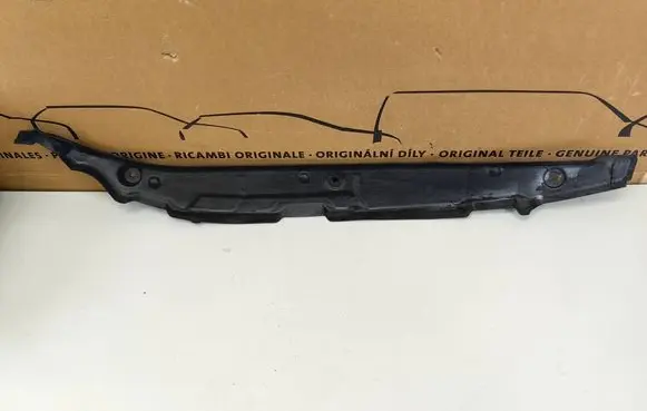 Audi Q8 Other exterior part 4M8821111