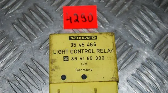 Volvo S70 V70 V70 XC Other relay 3545466