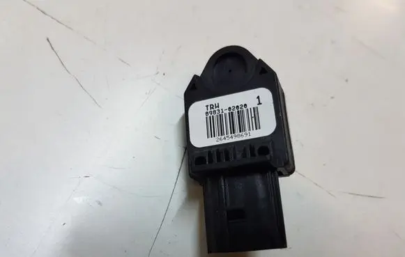 Lexus IS 220D-250-350 Airbag deployment crash/impact sensor 8983102020