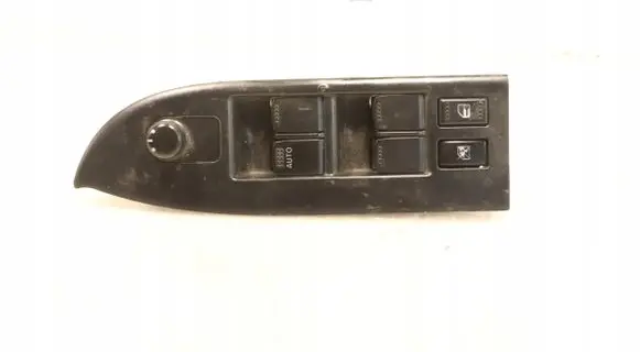 Suzuki Grand Vitara II Electric window control switch