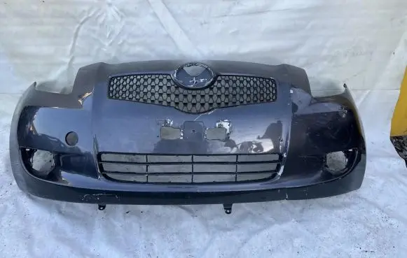 Toyota Yaris Front bumper