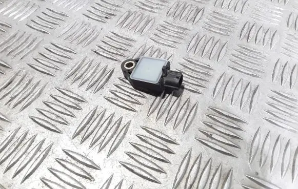 KIA Ceed Airbag deployment crash/impact sensor 95930A6000