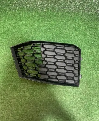 Audi A5 Front bumper lower grill 8w6807682