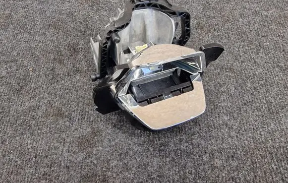 Headlight part