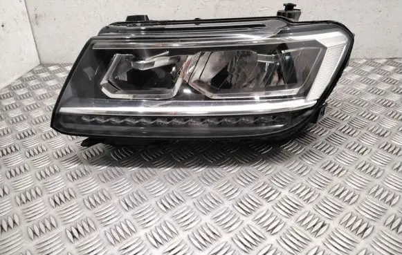 Volkswagen Tiguan Headlight/headlamp 5NB941035D B941035D 20110123112