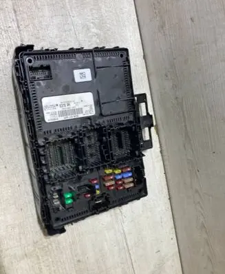 Ford Kuga III BSM Control unit LU5T15604BJCe 3711300331615