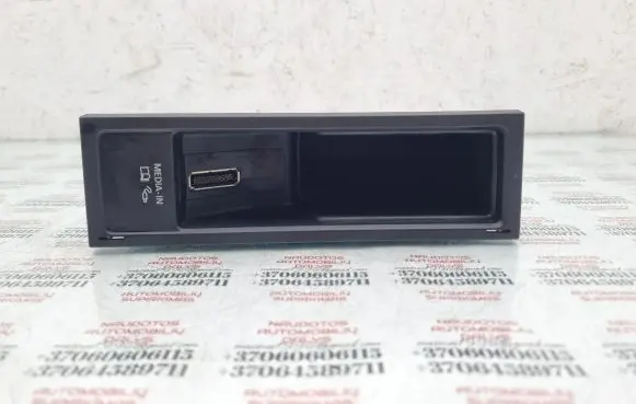 Volkswagen PASSAT CC Head unit multimedia control 5N0035344C