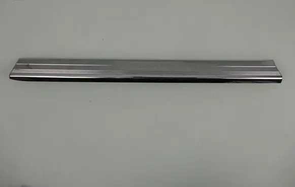 Mercedes-Benz CLS C219 Front sill trim cover A2196800135