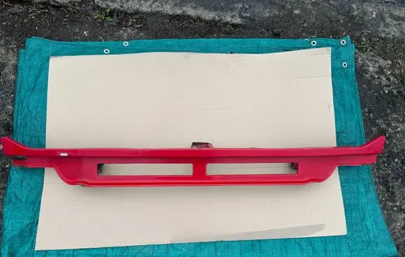 Mitsubishi Pajero Front bumper lower grill MB860604 MB860601