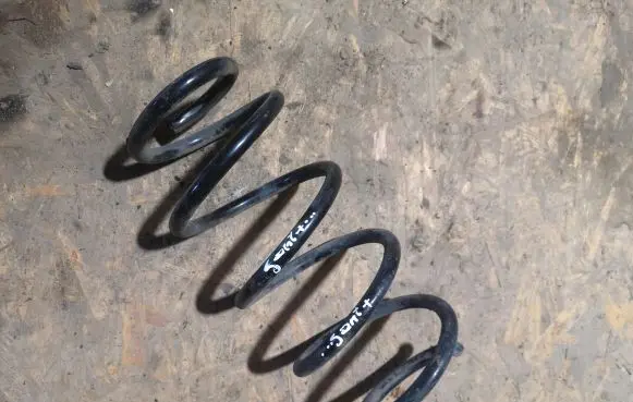 Hyundai Santa Fe Front coil spring