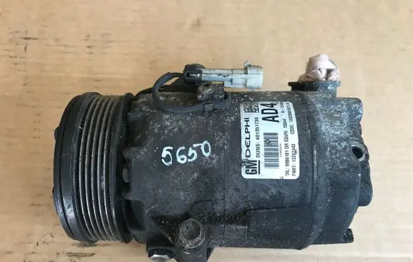 Opel Zafira B Air conditioning (A/C) compressor (pump) 13297443