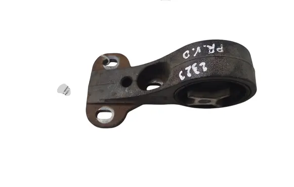 Volvo V40 Engine mount bracket 322A47