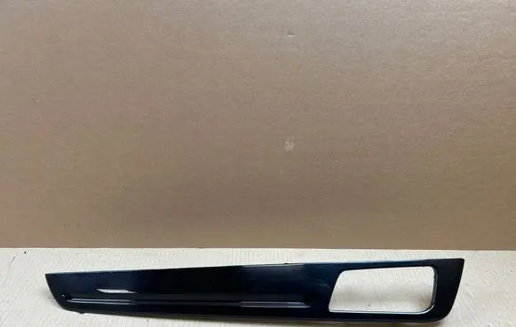 Porsche Cayenne (9Y0 9Y3) Panel trim 9Y0867101L
