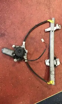 Mazda 323 Front door window regulator with motor 400562B