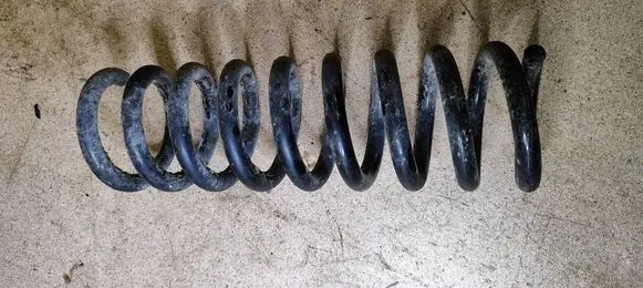 Mercedes-Benz C W203 Rear coil spring