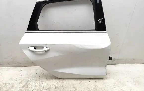 Audi A3 8Y Rear door