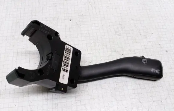 Volkswagen Golf IV Wiper control stalk 4B0953503F CZK0301202012
