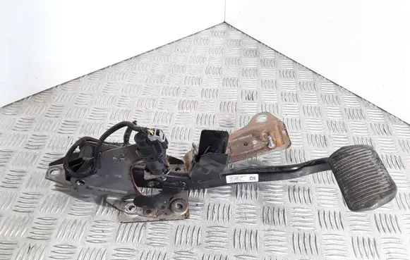 Volvo V50 Brake pedal 4N512467DE 30714998