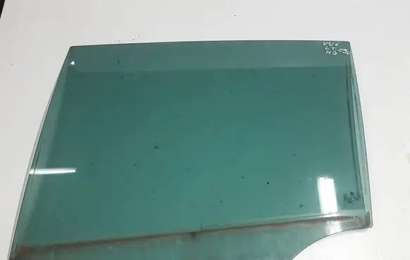Volkswagen Golf VI Rear door window glass 